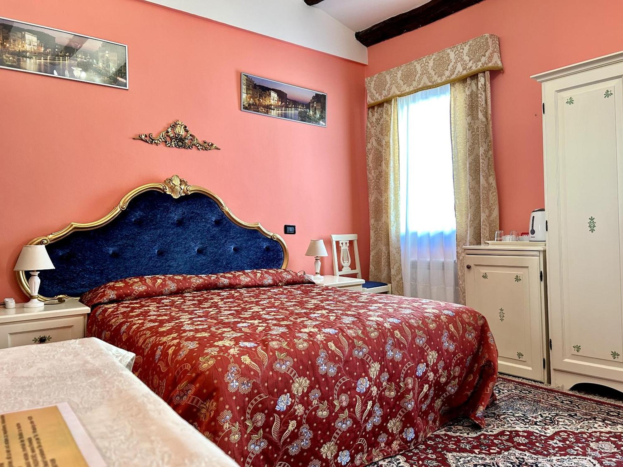 Alloggi Serena Bed & Breakfast Venice Exterior photo