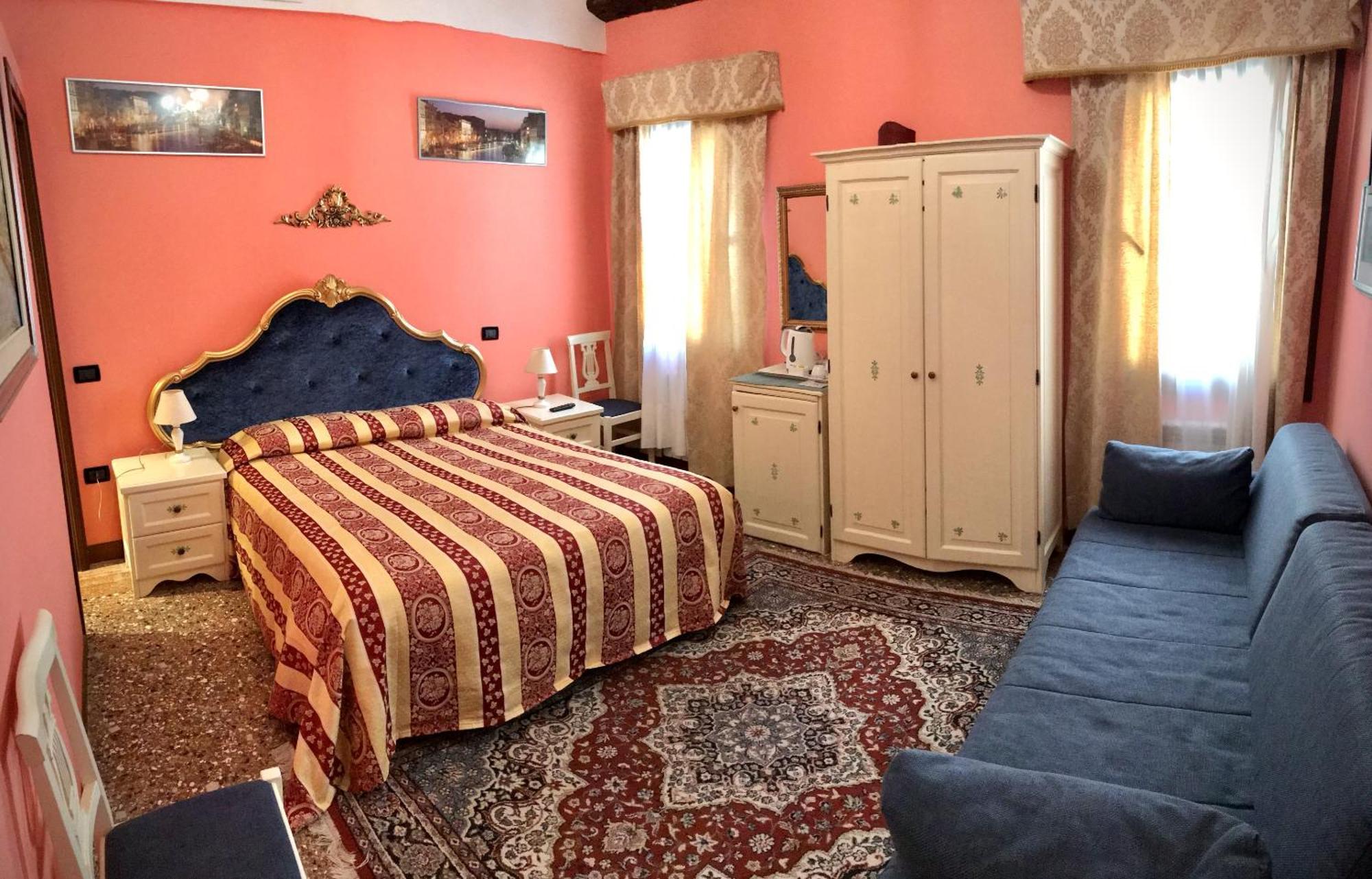 Alloggi Serena Bed & Breakfast Venice Exterior photo